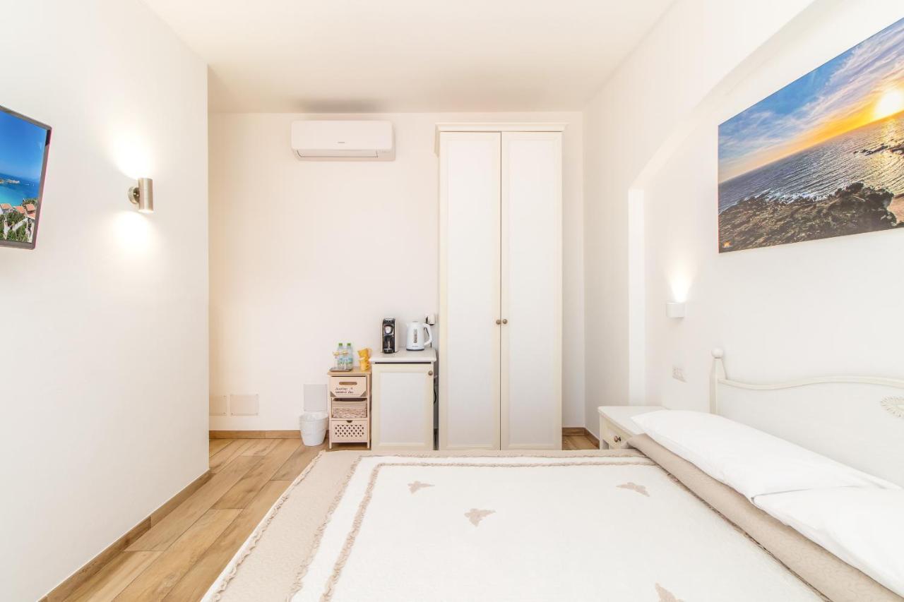 Bed and Breakfast Tramonto sul mare Santa Teresa di Gallura Esterno foto