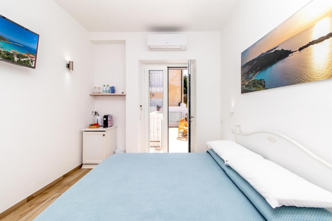 Bed and Breakfast Tramonto sul mare Santa Teresa di Gallura Esterno foto