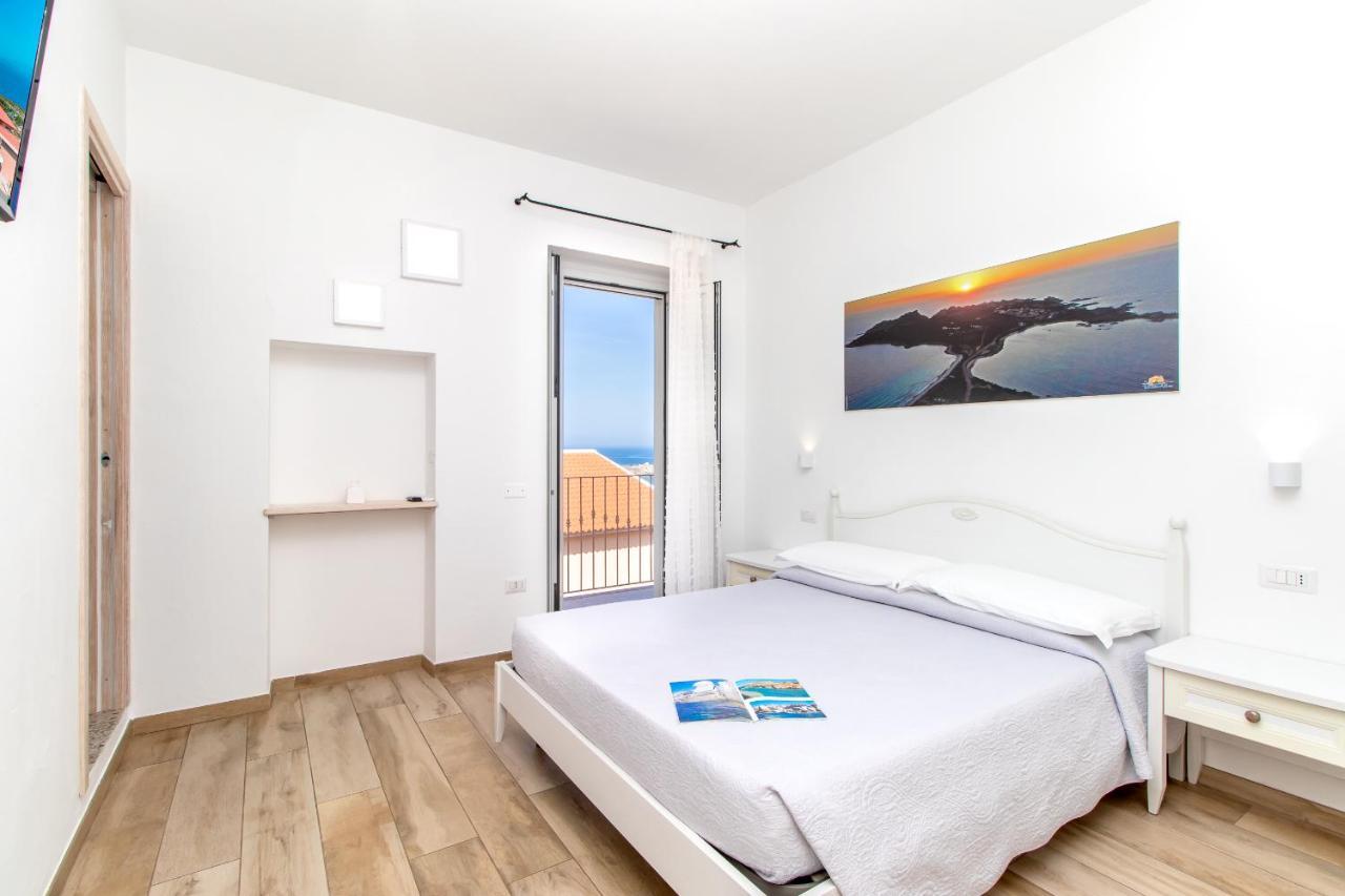 Bed and Breakfast Tramonto sul mare Santa Teresa di Gallura Esterno foto