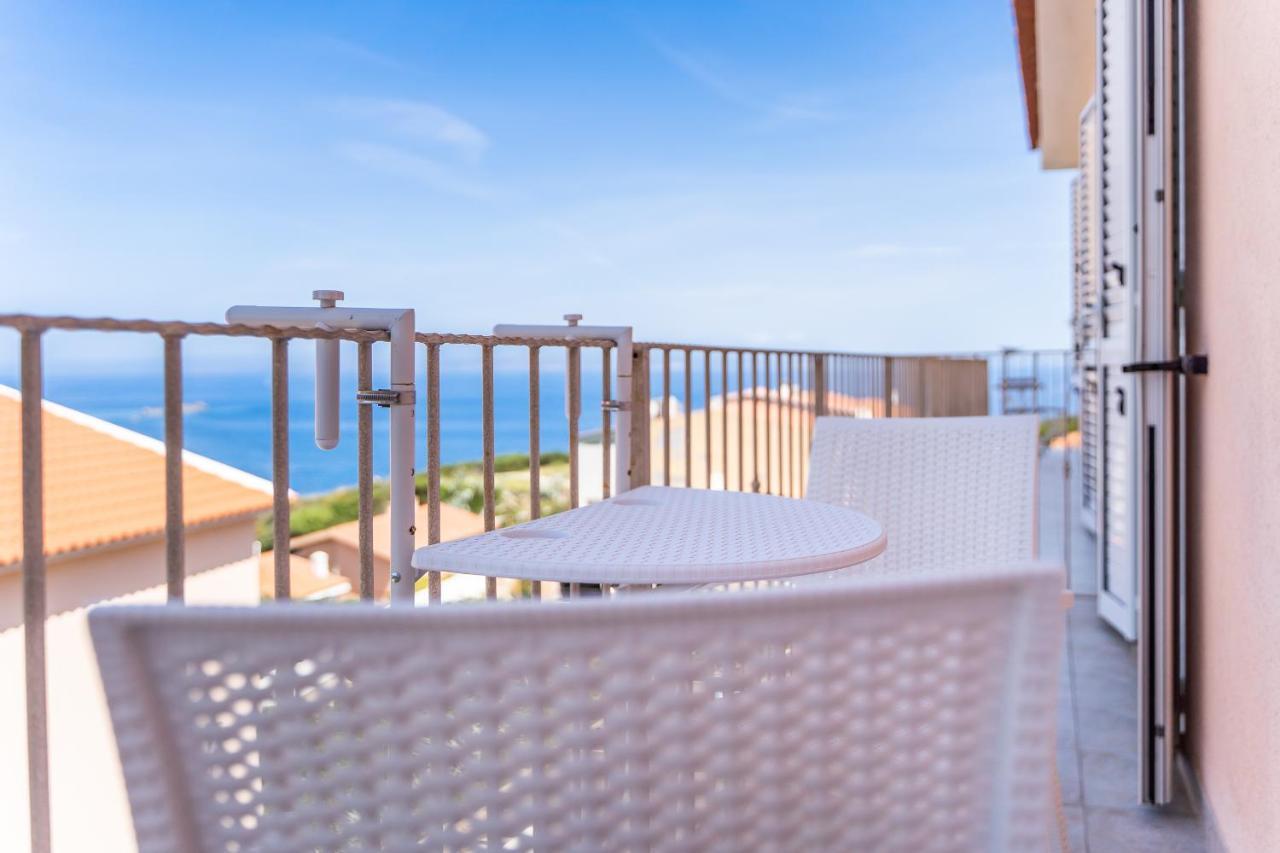 Bed and Breakfast Tramonto sul mare Santa Teresa di Gallura Esterno foto