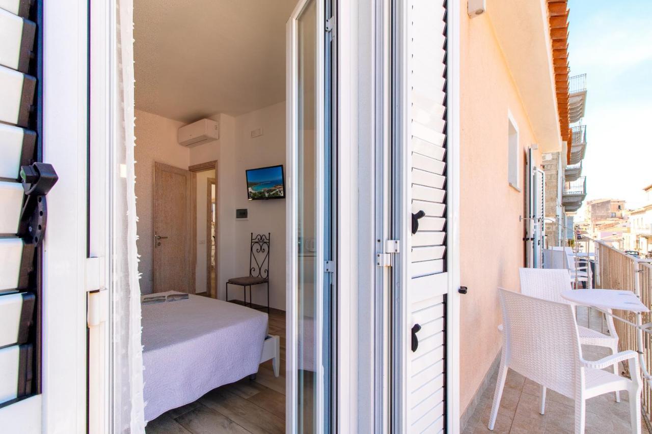 Bed and Breakfast Tramonto sul mare Santa Teresa di Gallura Esterno foto